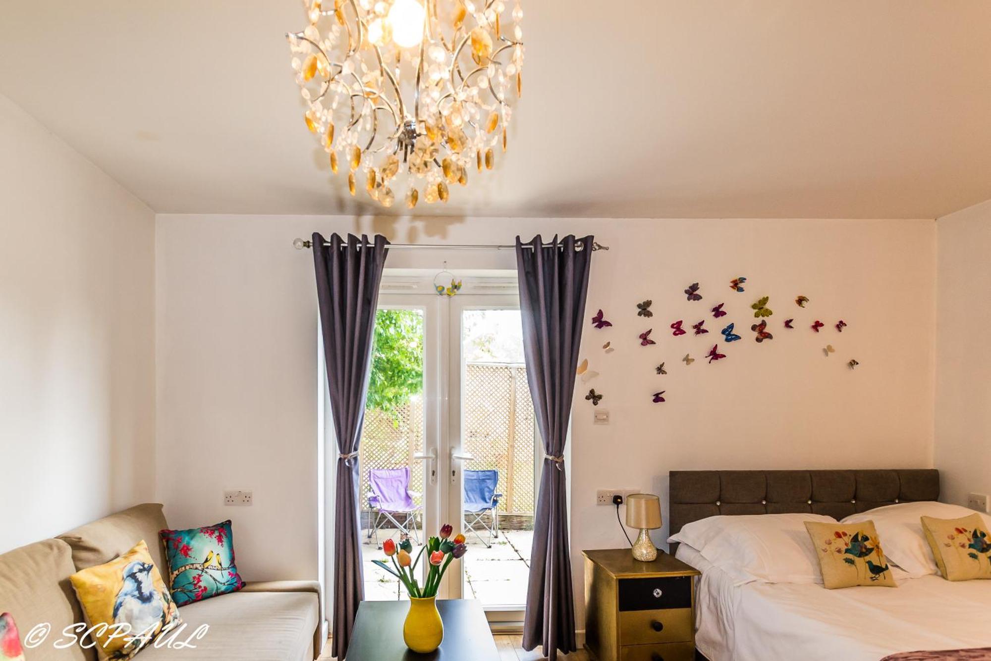 Private Free Parking Apartment *
